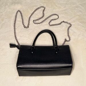 Forever 21 Elegant Black Handbag